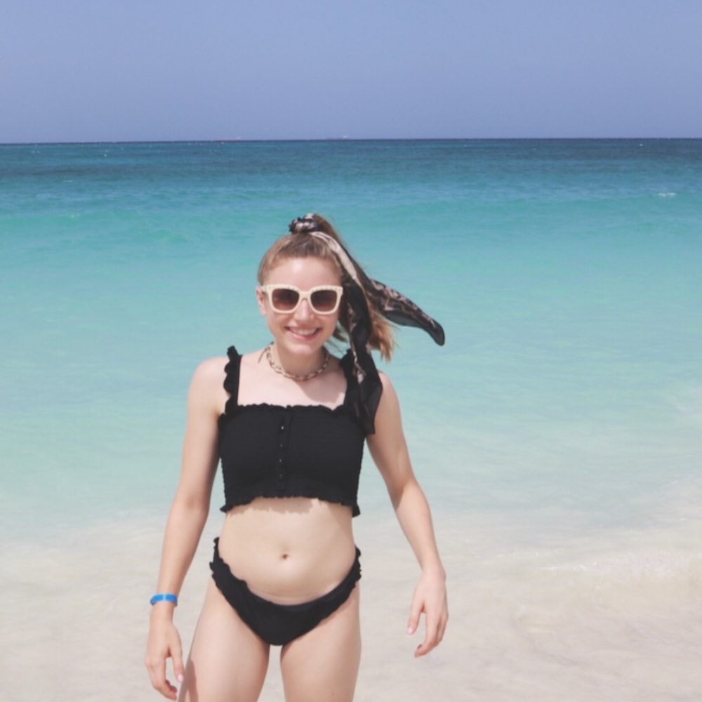 Meet your Posher, Ellie